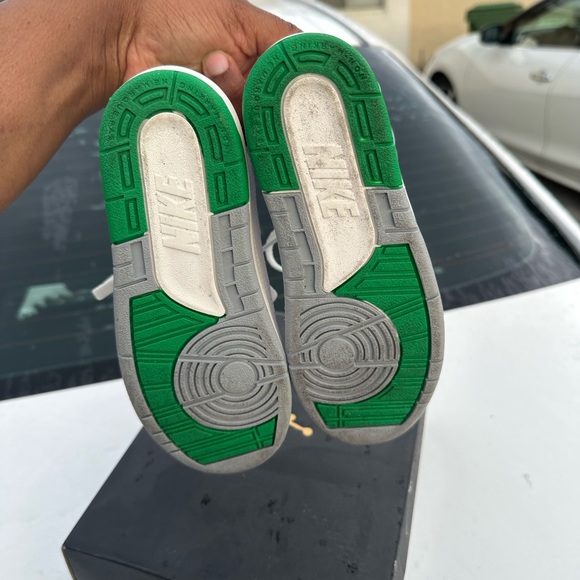 White and green Jordan 2s - Picture 4 of 8